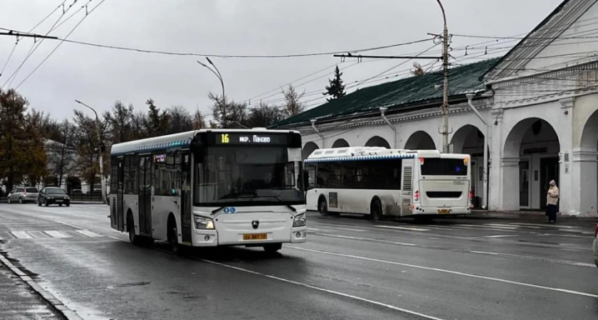 На время ремонта моста костромичей просят оставлять машины на парковках и пересаживаться на автобусы