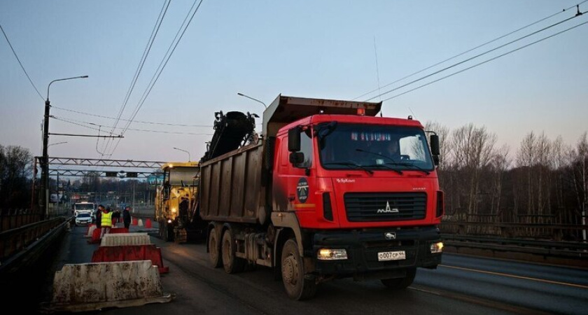 В Костроме начался второй этап ремонта моста через Волгу