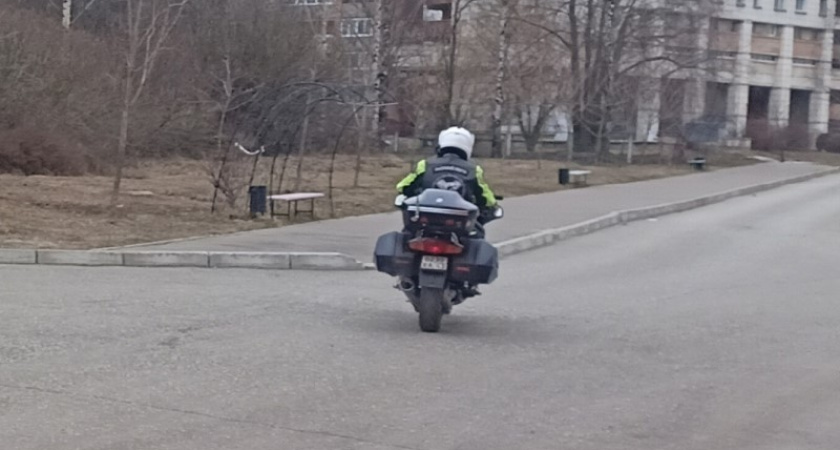 “Носятся по городу без глушителей”: костромичам рассказали, как остановить безобразие с подростками-байкерами