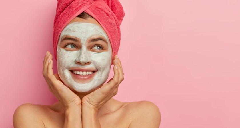 Беру 1 ложку желатина, муки и молока - делаю шикарную маску для лица: морщины разглаживаются за минуту и денег косметологам платить не надо