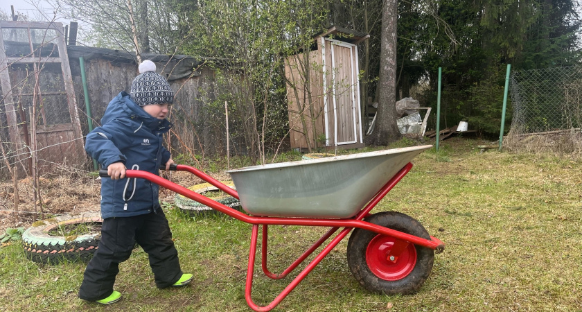 Холода внезапно обрушатся на майские праздники, а в середине лета ждем невыносимую жару: синоптики озвучили новый прогноз