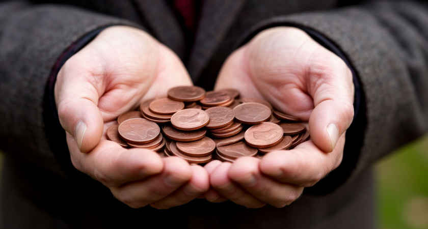 Старикам срежут 70% майской пенсии - касается всех, кто получает её на банковскую карту