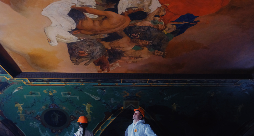 ВТБ: назван возможный автор тайной росписи Дома Радио в Санкт-Петербурге