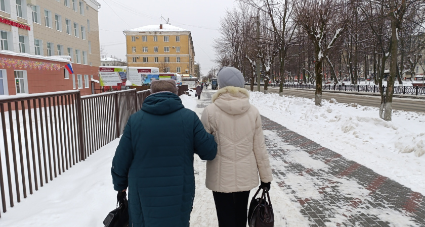 Холода обрушатся на "майские" как гром среди ясного неба, а летом ждем невыносимую жару: синоптики озвучили новый прогноз
