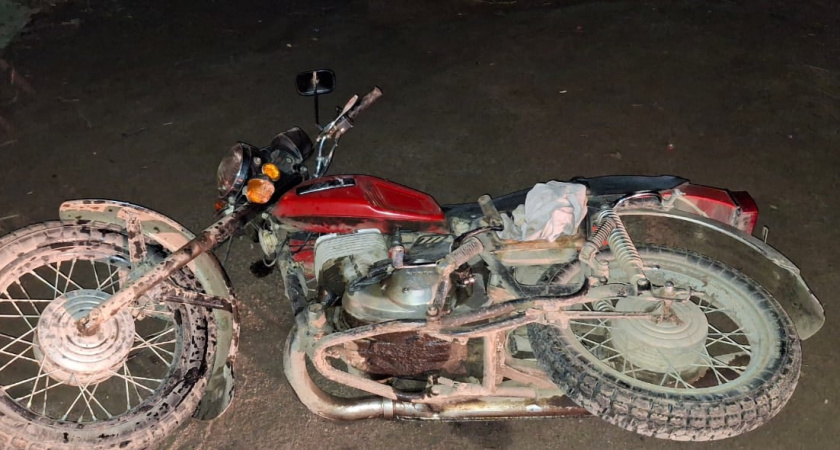 В Чухломском районе столкнулись ВАЗ и мотоцикл: пострадал 17-летний водитель ИЖ