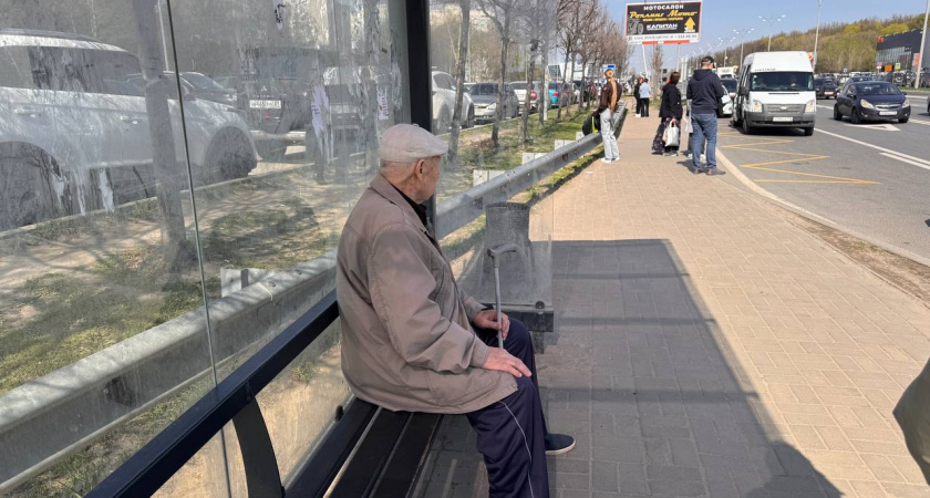 С 1 мая и работающим, и неработающим: пенсионерам доплатят от 3 до 9 тысяч рублей сразу же