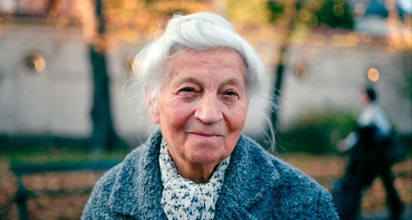 Теперь полностью запрещено. Пенсионеров, доживших до 70 лет, ждут ограничения с 3 мая