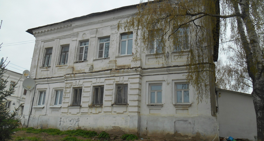 В Костроме сохранят уникальный двухфасадный особняк XVIII века