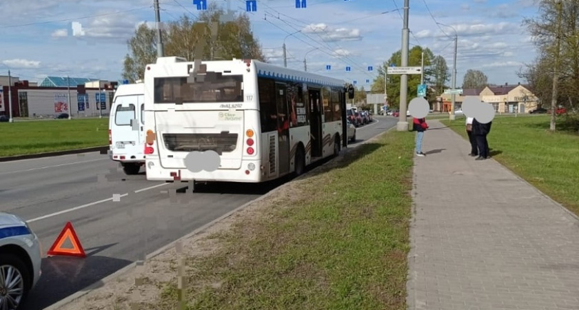 На Магистральной в Костроме автобус попал в ДТП: пострадал ребенок