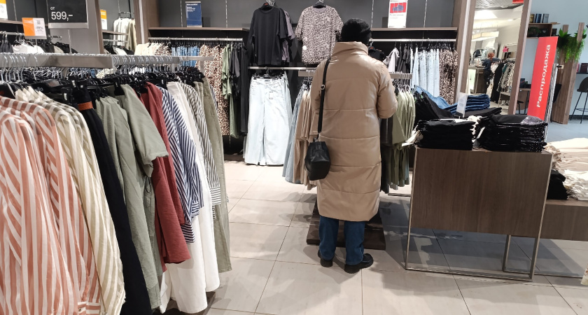 76% жителей ЦФО регулярно совершают незапланированные покупки