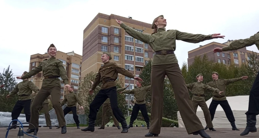 Стало известно, какие мероприятия пройдут в парках Костромы в преддверии Дня Победы ( 6+)