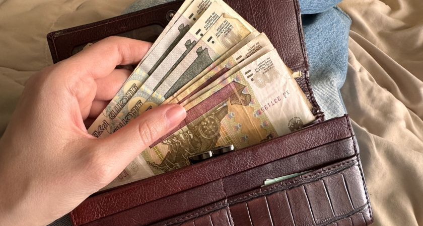 В июне на карточку придут две пенсии. Пенсионерам объявили о приятном сюрпризе