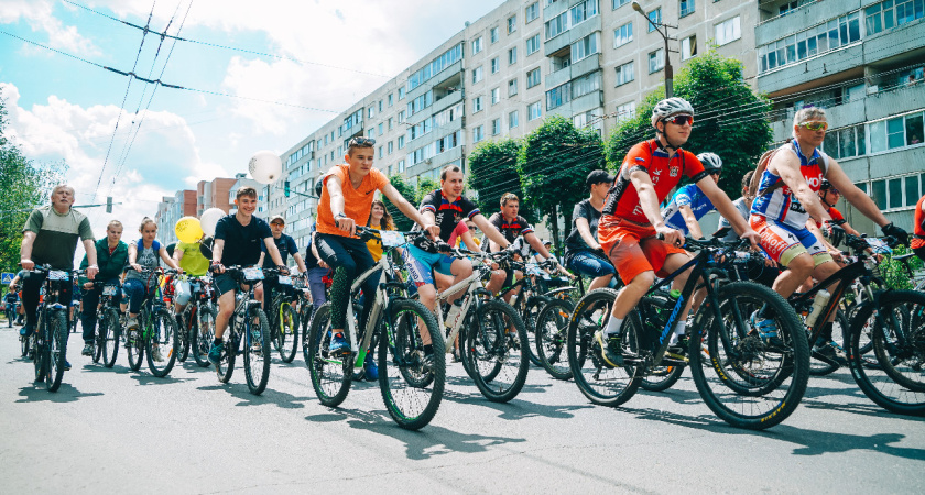 В Костроме пройдет парад украшенного транспорта (12+)