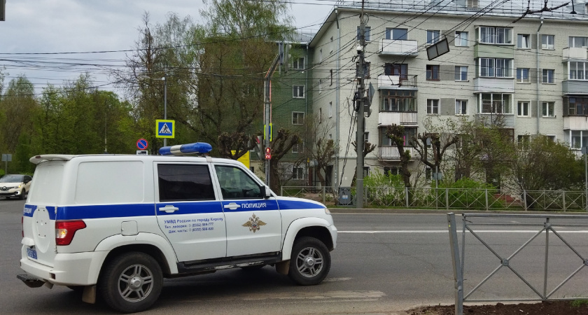 В Шарье задержан курьер на Mercedes с крупной партией гашиша и амфетамина