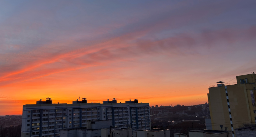 Жара до +27, грозы, ураганы: как изменился прогноз погоды на июнь 2025-го