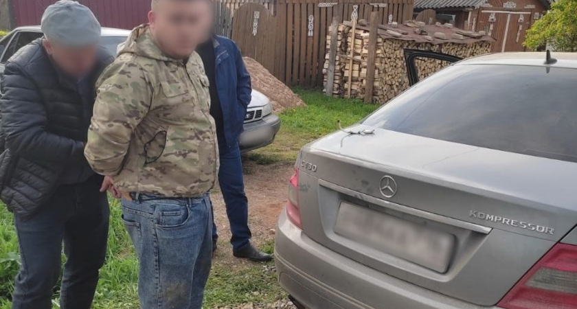 В Костроме пенсионерка лишилась своих сбережений, впустив незнакомца сделать ремонт