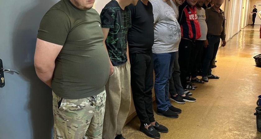 В Костромской области задержали членов цыганской преступной группировки