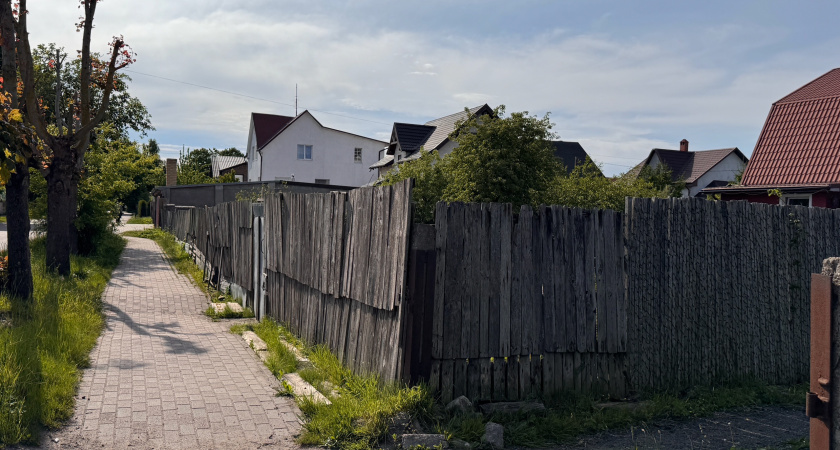 С 17 июня полностью будет запрещена установка заборов на даче: придется убрать