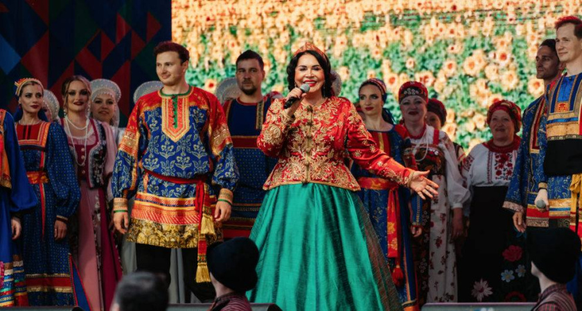 В Костроме на Сусанинской площади пройдет фестиваль "Песни России"