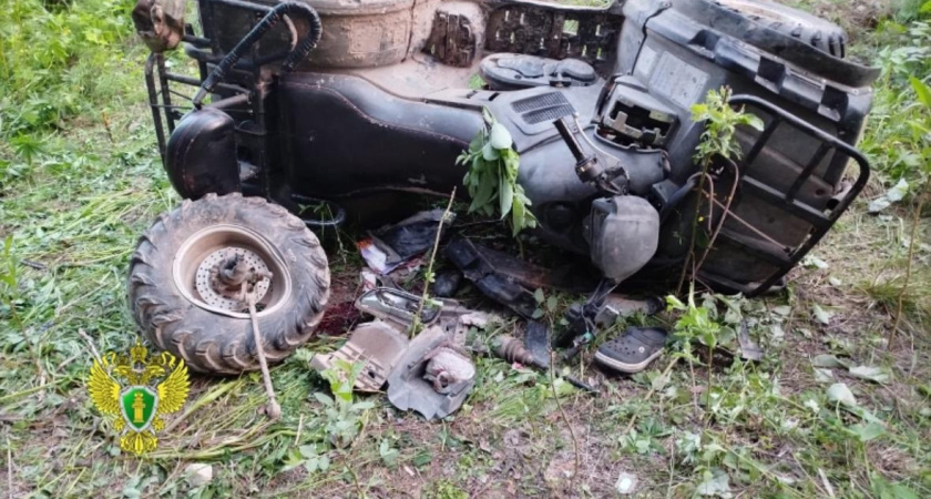 В Парфеньевском районе молодой водитель квадроцикла погиб, врезавшись в дерево