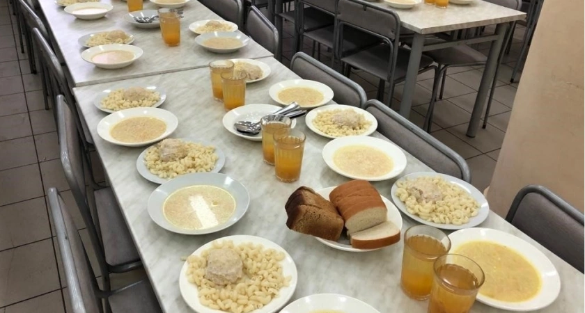 В Галиче выявили нарушения работы школьного пищеблока