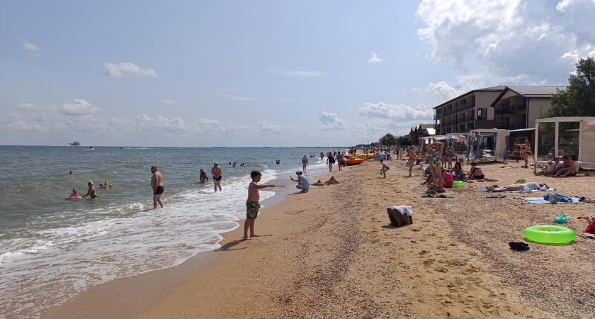 В какой месяц лучше ехать на Черное море?