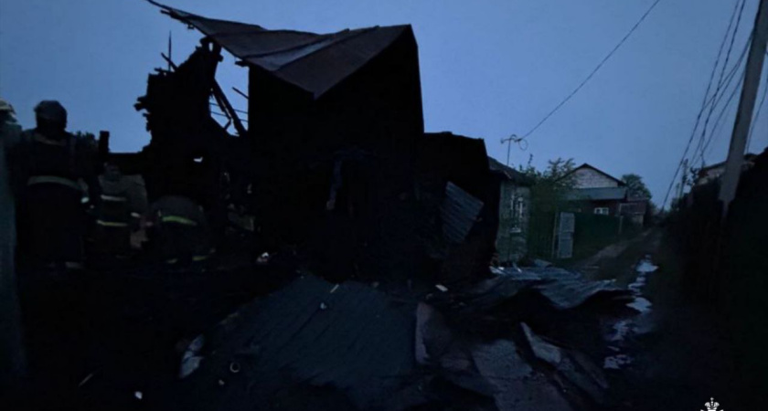 В Никулино полностью сгорел дачный дом