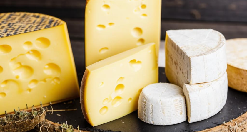 Ученые озвучили самый полезный сыр — не адыгейский, не моцарелла и в четыре раза полезнее пармезана
