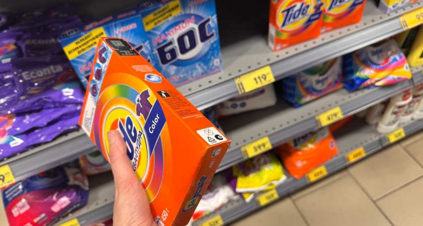 Стирают круче дорогих, а стоят дешевле: названы топ-5 лучших стиральных порошков по версии Роскачества
