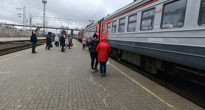 Американец проехал через пол-России в плацкарте: вот что он выпалил, сойдя на платформу