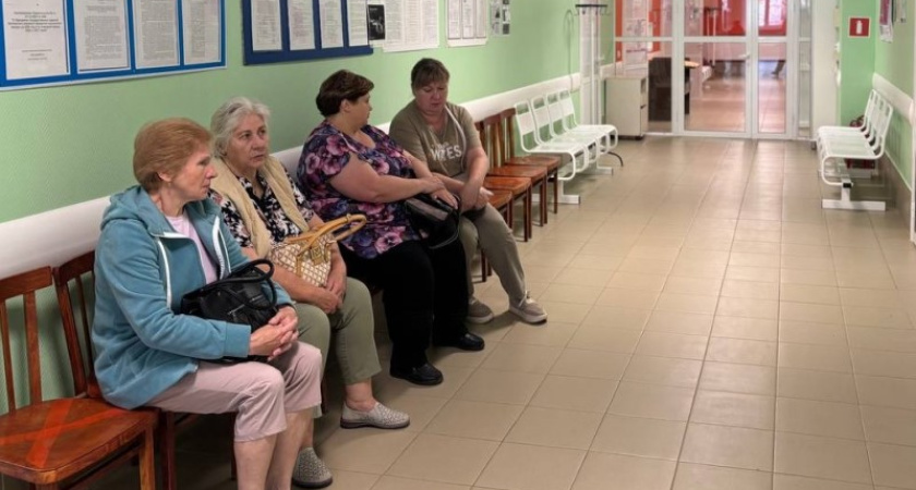 "С 80-х годов здание ни разу не ремонтировали": в Костромской области обновили поликлинику