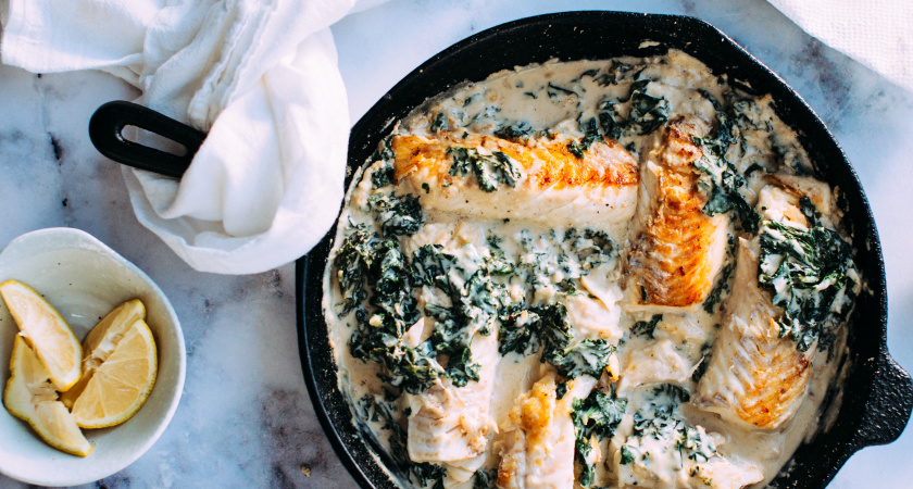 Опытные хозяйки минтай готовят только так: получается нежным, сочным и очень вкусным — лучше любого мяса