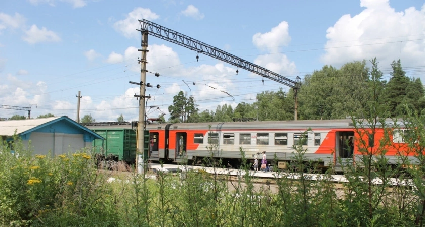 Поезд из Анапы в Кострому задержали на семь часов