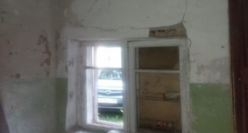 Прокуратура Костромы вмешалась в ситуацию с аварийным домом на улице Симановского