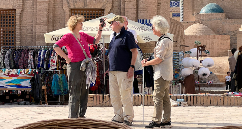 Сразу видно — европейцы: как ведут себя иностранные пенсионеры на отдыхе