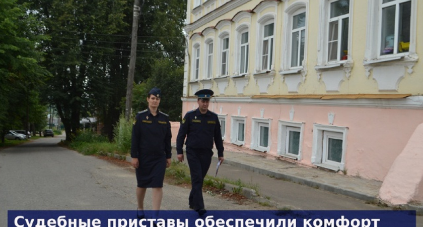 Судебные приставы помогли жительнице Костромы избавиться от холода и запахов из подвала