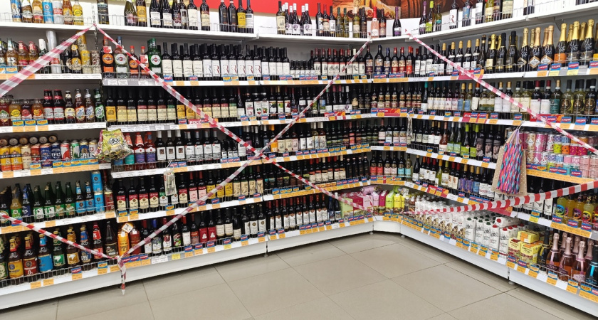 Продажа алкоголя подросткам: костромских торговцев привлекли к ответственности