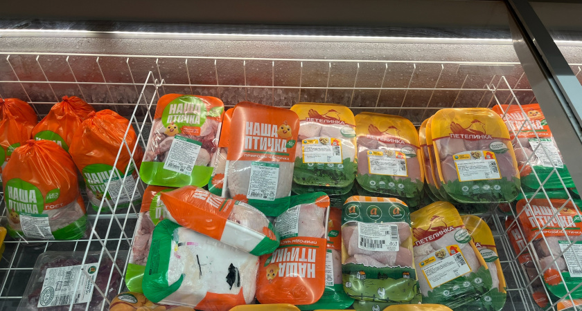 Продавщица в "Пятерочке" увидела, как я закупаюсь курицей — указала на 3 признака: теперь знаю, как определить наколотое