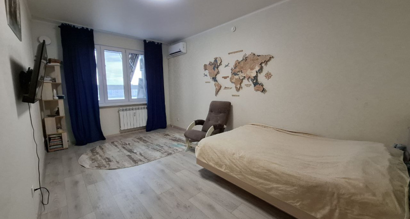 Друг сдал квартиру мигранту — на следующий день в ней уже жили другие люди: почему они отказались выселяться и что делать