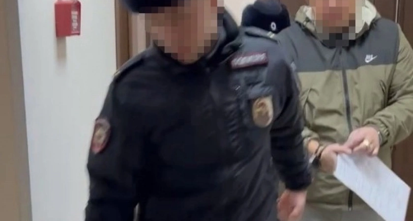 В Костромской области заключенный пытался подкупить начальника колонии для отправки на СВО