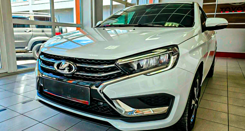 Думал, что взял надежный авто, но ошибся — через 9 тыс. км "Веста" начала барахлить: честный отзыв владельца