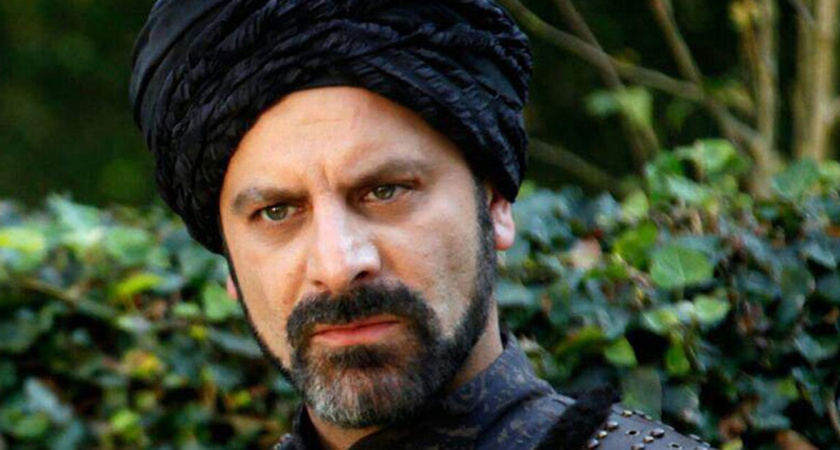 Не тиран и не злодей: кем на самом деле был Рустем-паша - историк пролил свет на истинный характер Визиря-«свинопаса»