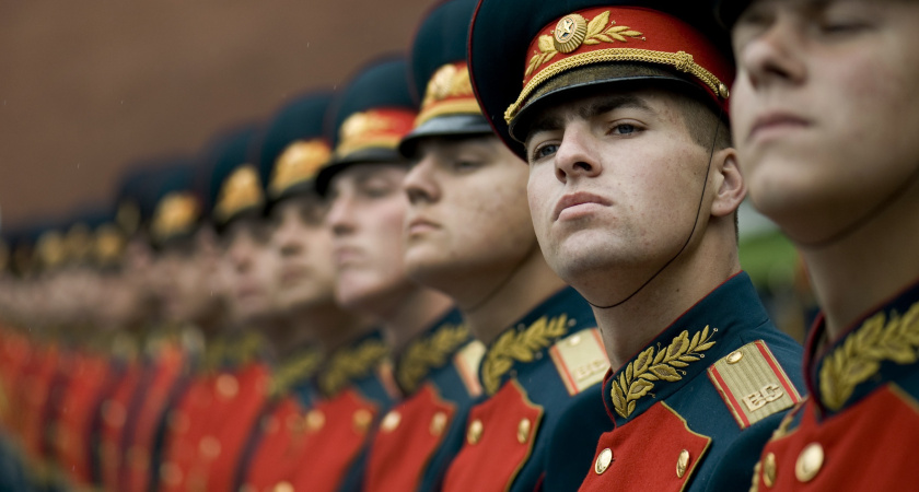 Сколько человек во взводе, роте, полку и армии — объясняю на пальцах — на заметку всем