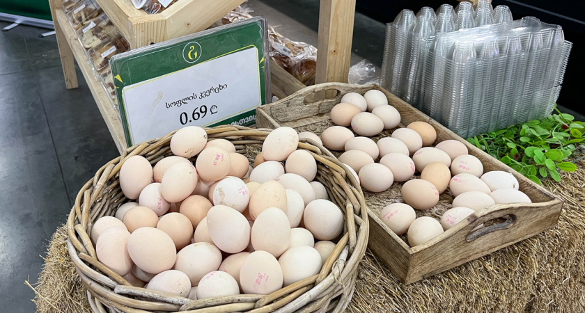 Зашел в супермаркет в Грузии — сравнил цены с нашими: сколько стоит мясо, овощи и другие продукты