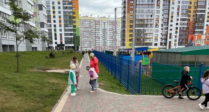 В Костромской области объявили желтый уровень погодной опасности из-за грозы