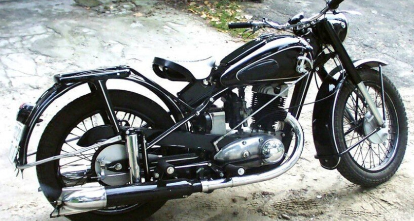 9 самых народных мотоциклов из СССР — их все любят и до сих пор вспоминают