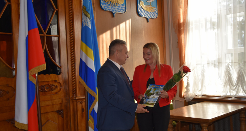 В Костроме чествуют лучших работников предприятий и организаций