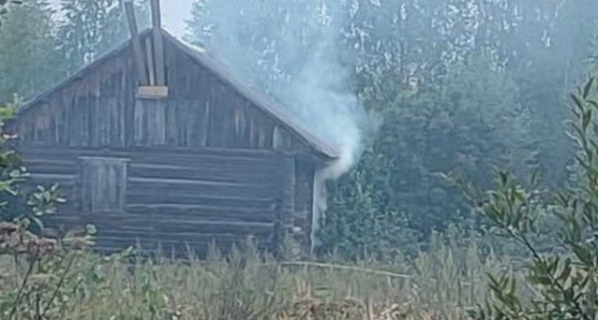 В Костромской области загорелся частный жилой дом