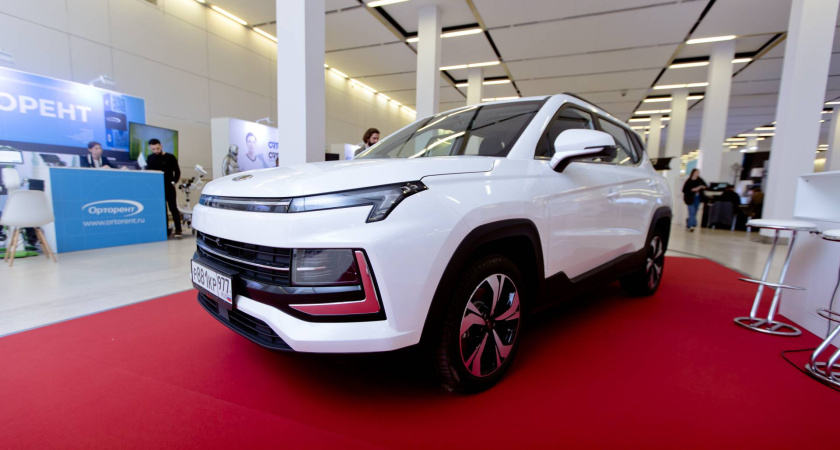 Ездил 3 недели на "Москвиче" — все про него понял: почему российский кроссовер не покупают