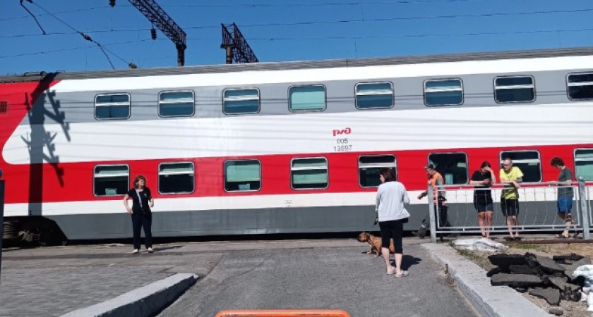 Женщина купила билет в поезд за 40 тысяч — а оказалось, что взяла верхнюю полку: умоляла пойти на уступки